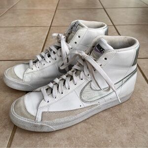 Nike Blazer Sneakers